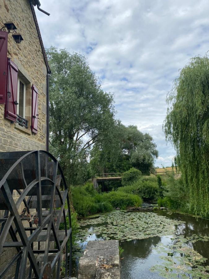 Moulin Le Fleurie Hotel Charenton-du-Cher Exterior photo